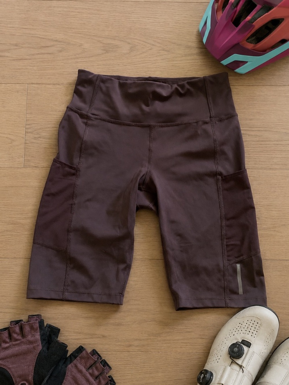 REI Women's High-Rise Compression Bike Run Jogging Shorts Plum Outdoor Gorpcore